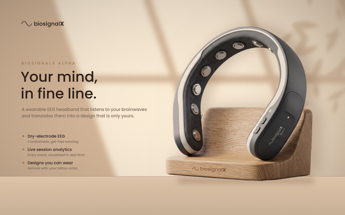 The BiosignalX EEG headset and companion software