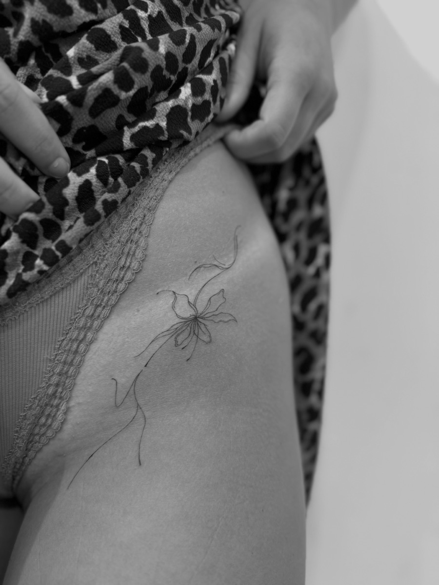 Fine line tattoo, Mertcoart